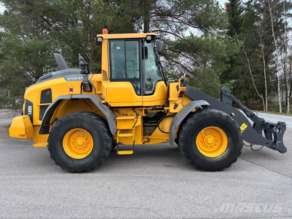 Volvo L60H + PITKÄAISA + KAHDET LISÄHYDRAULIIKAT + BSS + Radlader