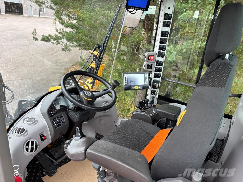 Volvo L70H + PIKALIITIN + KAHDET LISÄHYDRAULIIKAT + BSS Incarcator pe pneuri