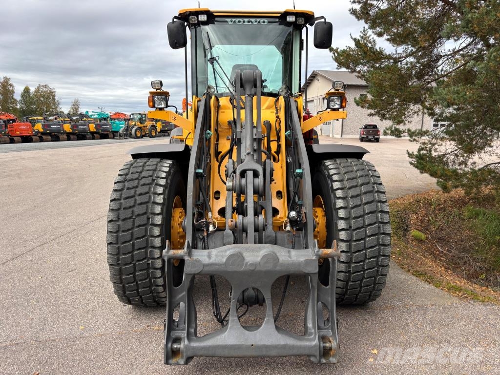 Volvo L90G + PIKALIITIN + LISÄHYDRAULIIKKA + BSS + RASVA لوادر بعجل