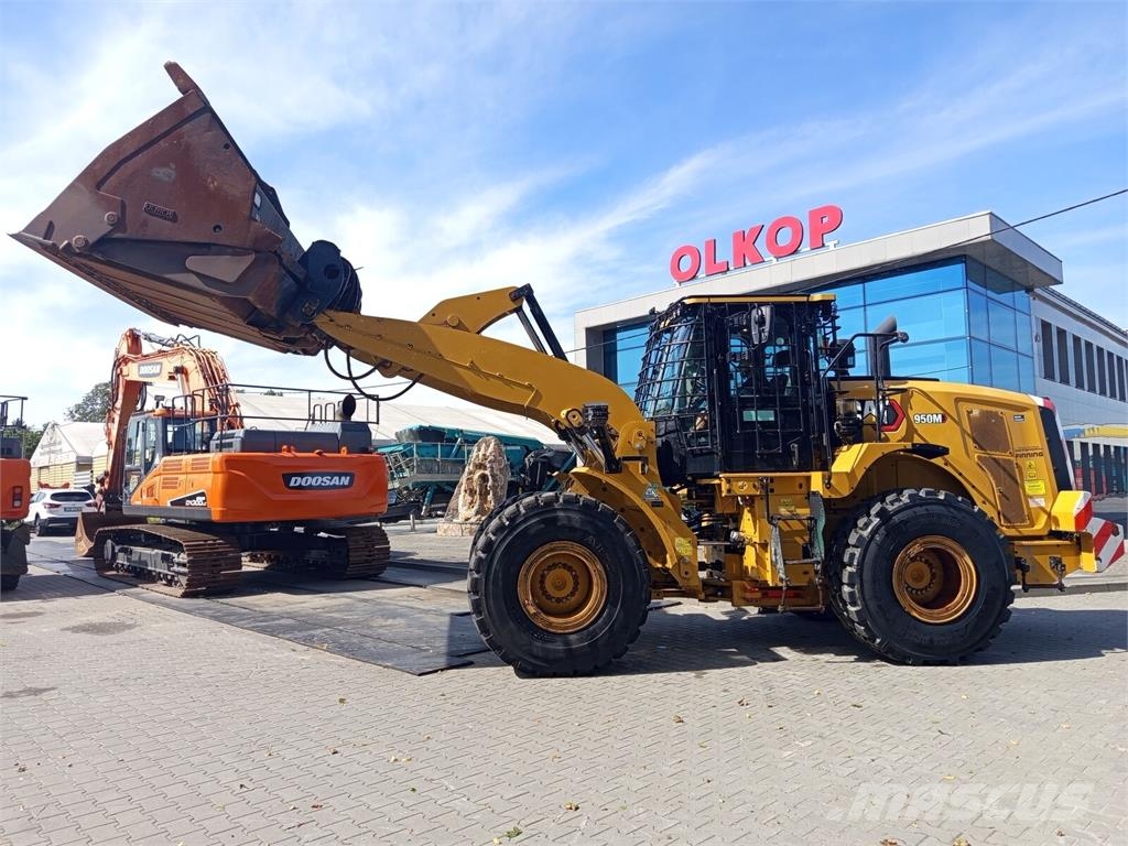 CAT 950M Wheel loaders