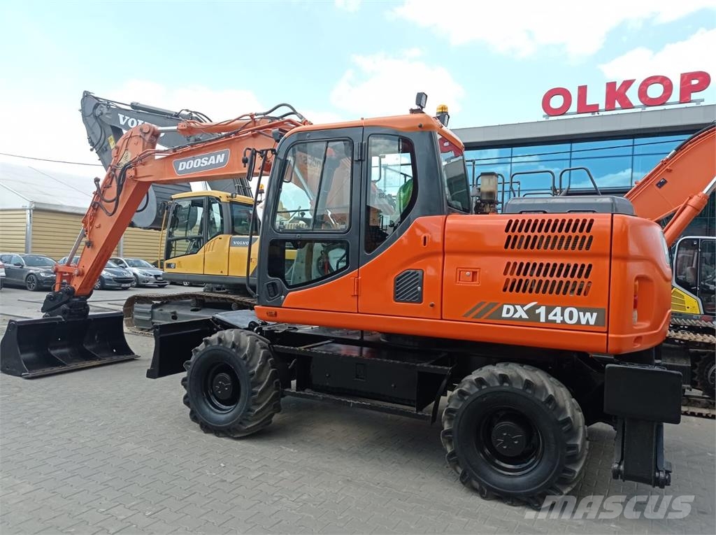 Doosan DX140 W-3 Z SYSTEMEM 3D LEICA Escavadoras de rodas