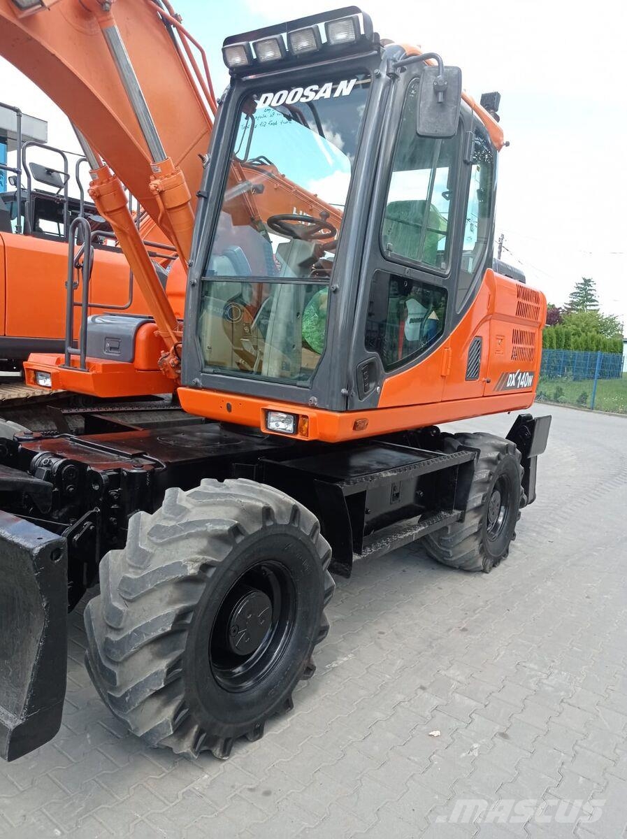 Doosan DX140 W-3 Z SYSTEMEM 3D LEICA Escavadoras de rodas
