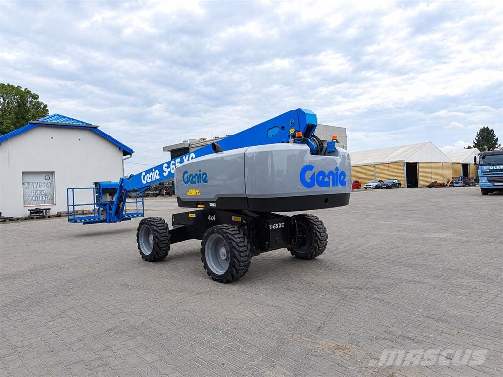 Genie S65 رافعات سلة تلسكوبية