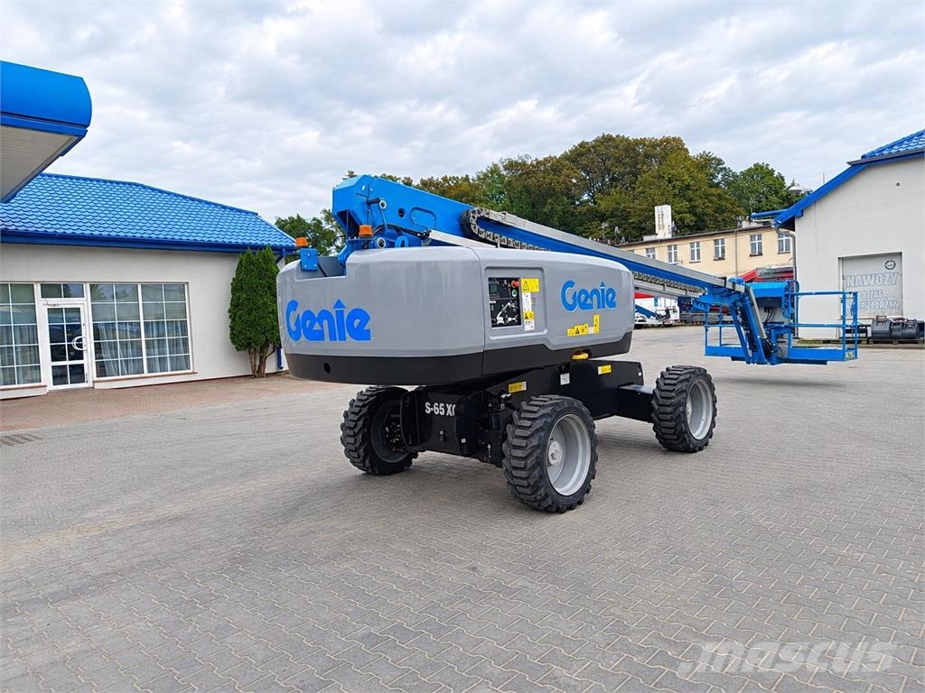 Genie S65 رافعات سلة تلسكوبية