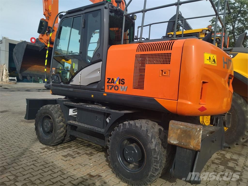 Hitachi ZX170W-5 Znak CE حفارات بعجل