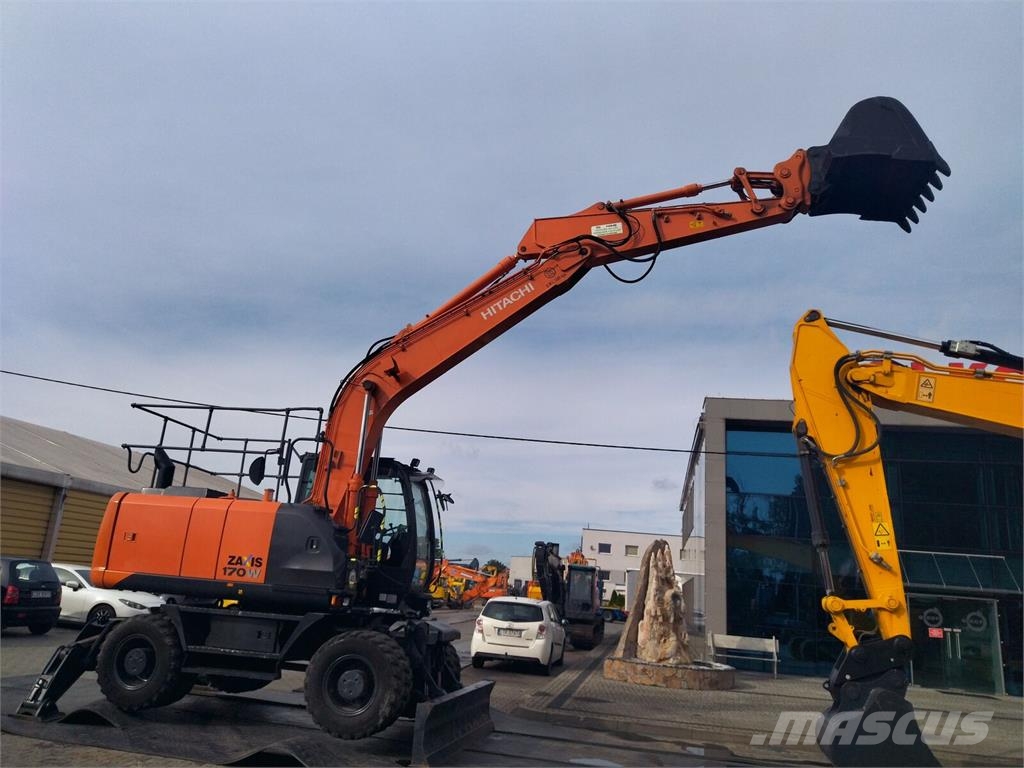 Hitachi ZX170W-5 Znak CE حفارات بعجل