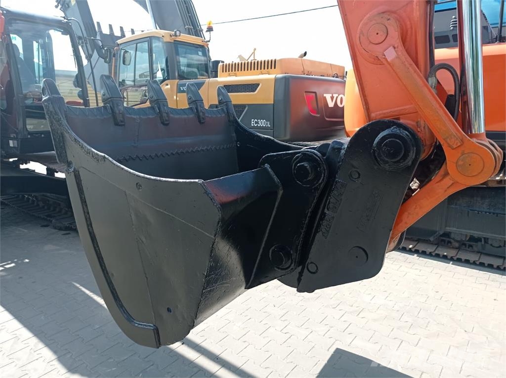 Hitachi ZX210LC-5B Znak CE /Tylko Sprzedaż 履帶式 挖土機/掘鑿機/挖掘機