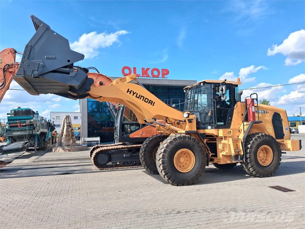 Hyundai HL955XT Kolesové nakladače