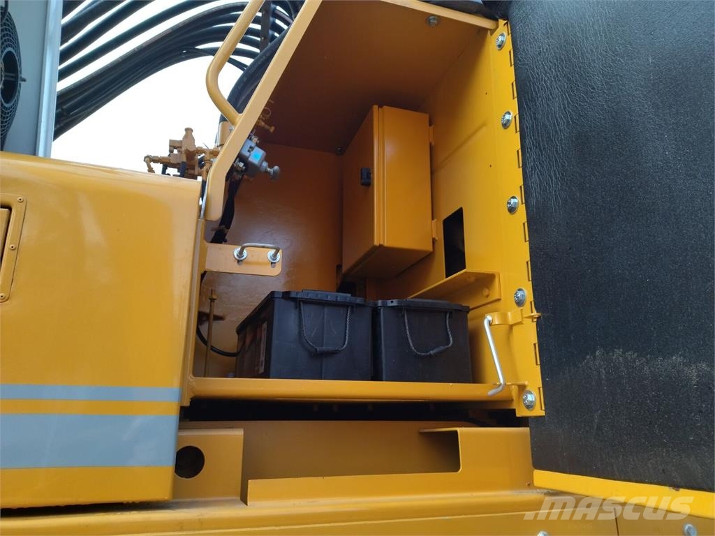 Liebherr R 954 Bontásra használt kotrók