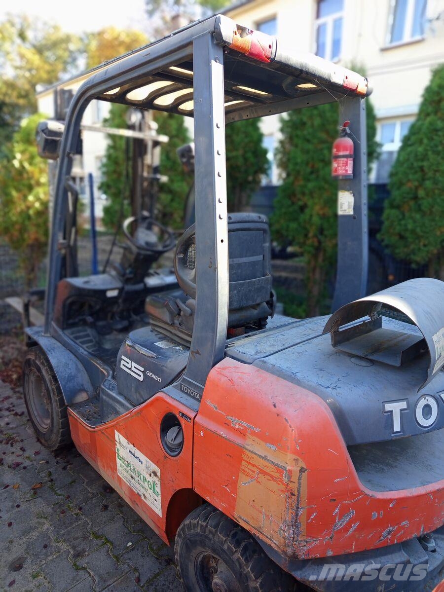 Toyota 8FG LPG heftrucks