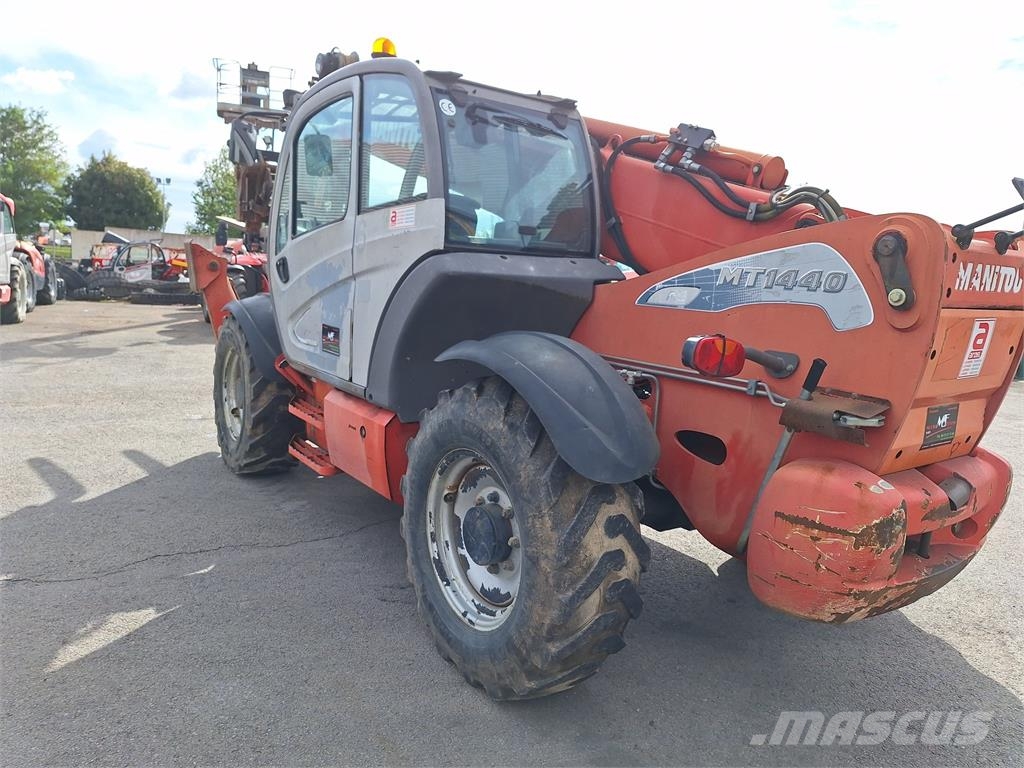 Manitou MT 1440 A PRIVILEGE Otros