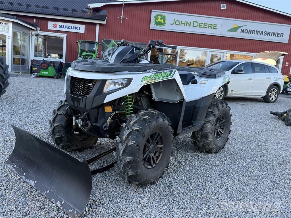 Arctic Cat 700 XT EPS ATV-d