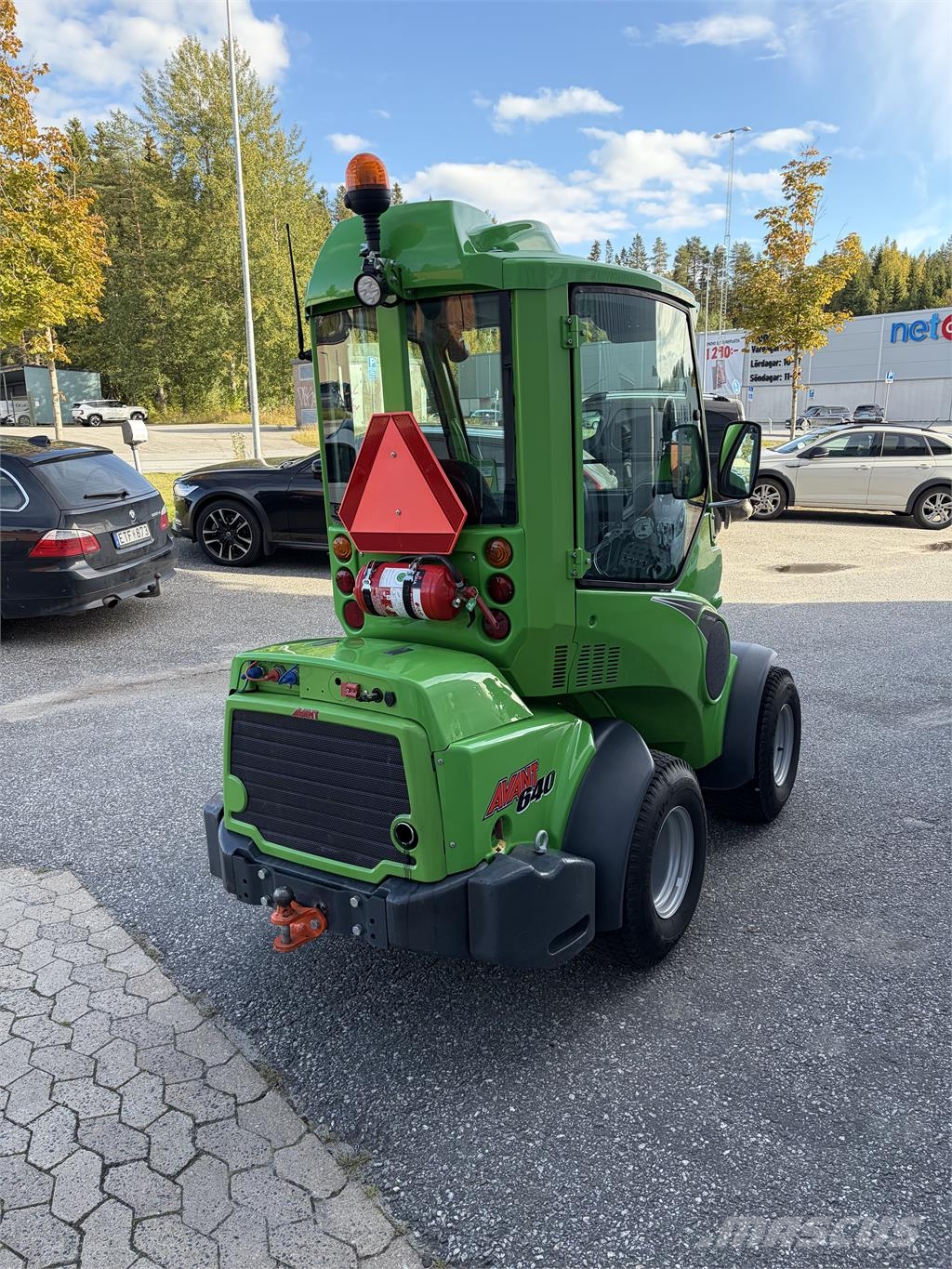Avant 640 Dlx-Hytt (38Hk) Skid steer mini nakladalci