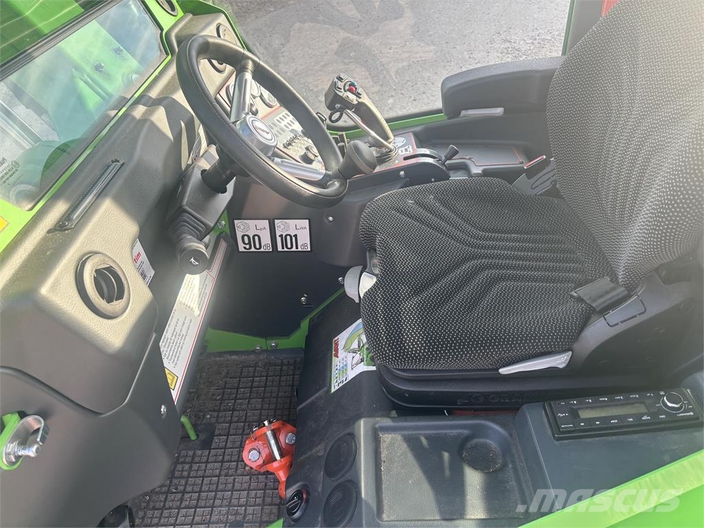 Avant 640 med DLX Hytt Schrankladers