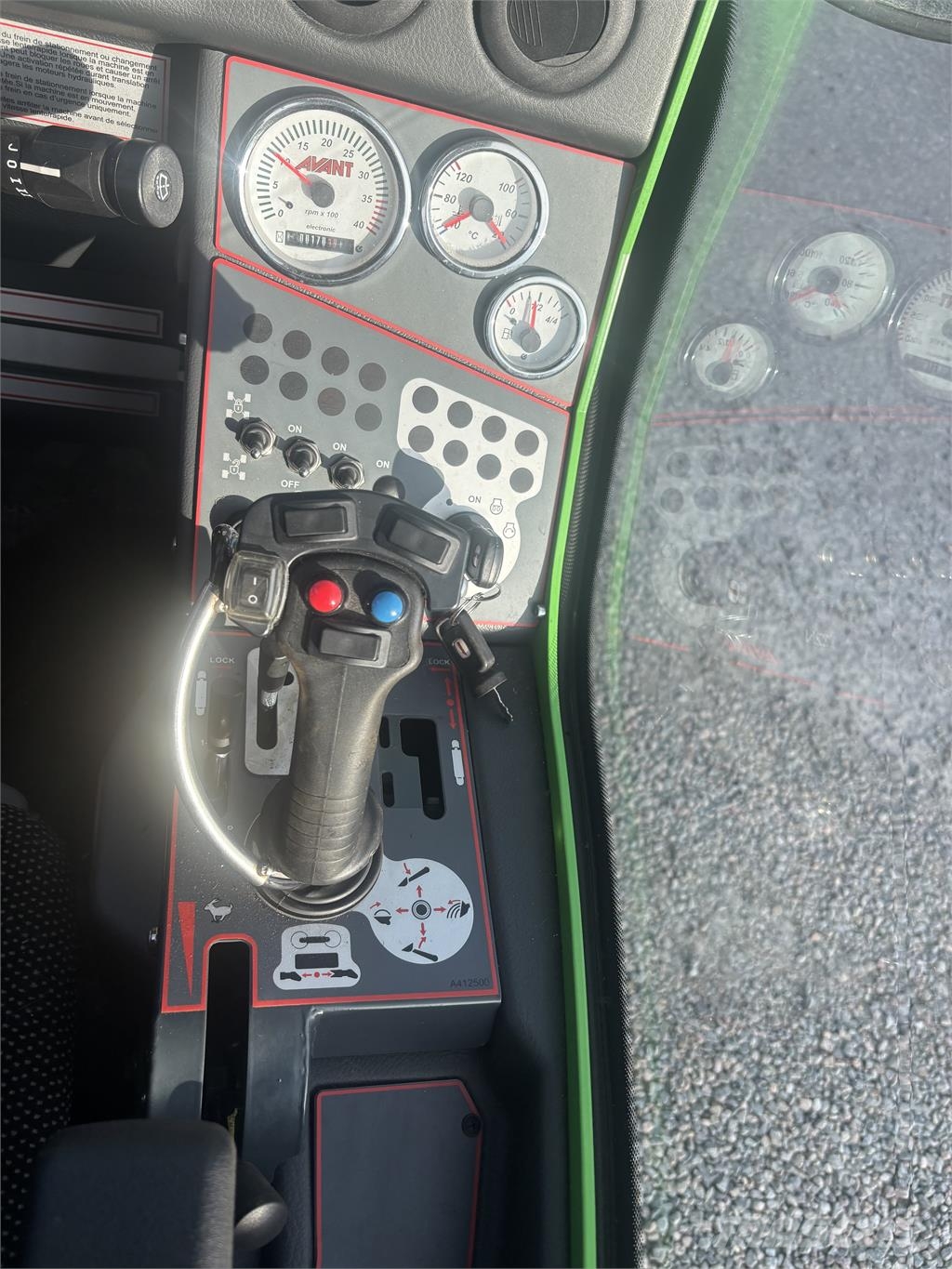 Avant 640 med DLX Hytt Schrankladers