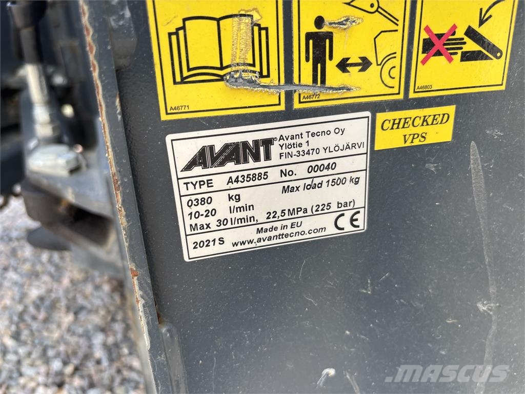Avant Klaffskopa Avant 800 liter 滑移装载机