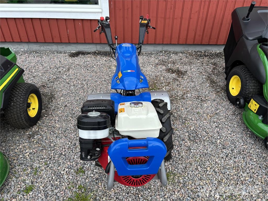 BCS 740 Jordfräs ماكينات وملحقات زراعة أخرى