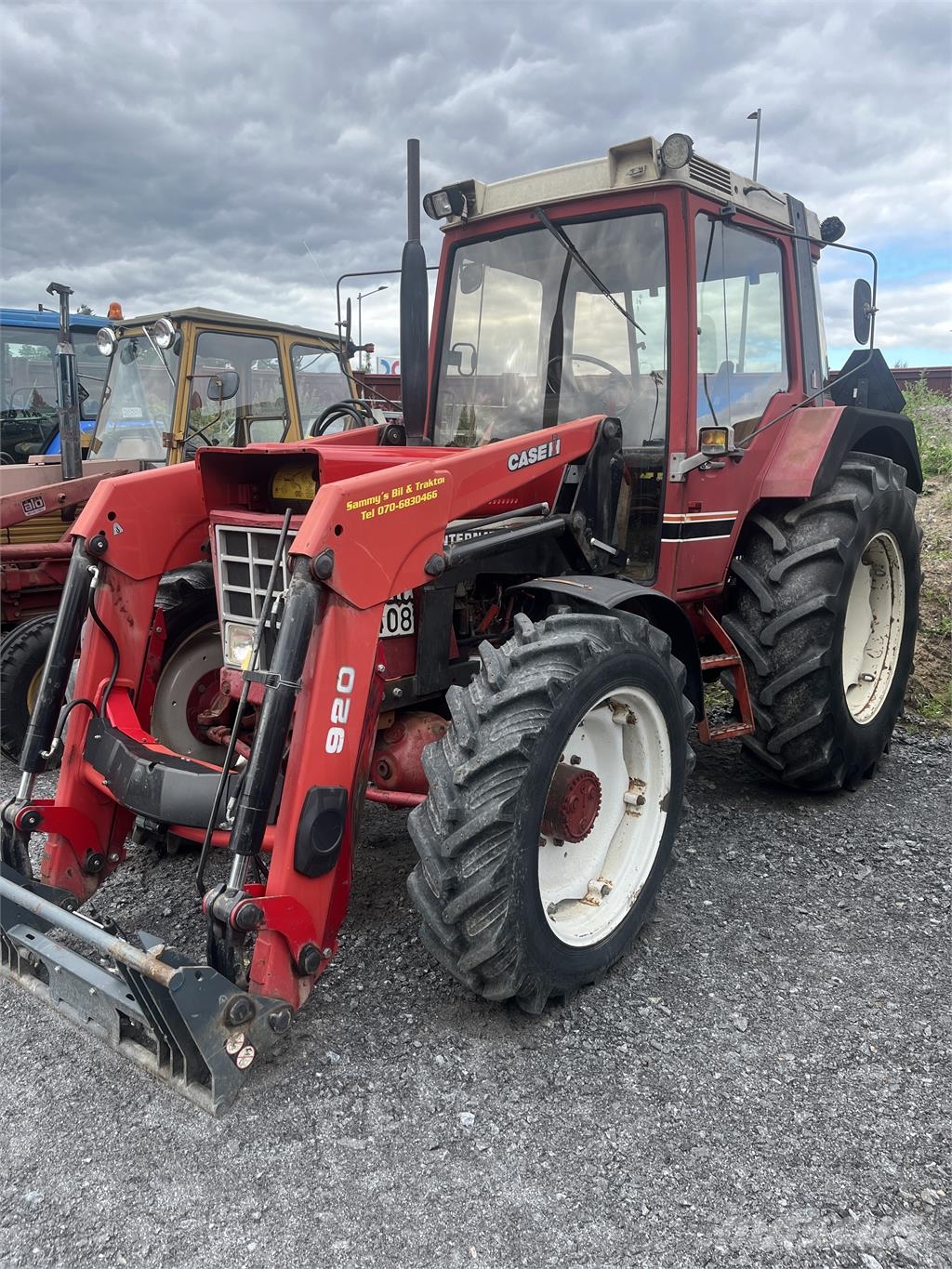 Case IH 844XL LASTARE ÅLÖ 920 Traktorid