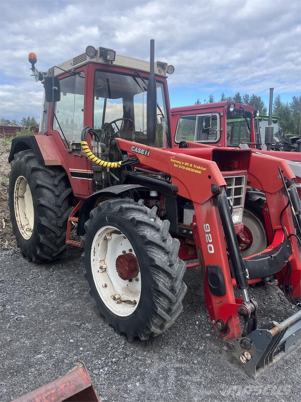 Case IH 844XL LASTARE ÅLÖ 920 Traktorid