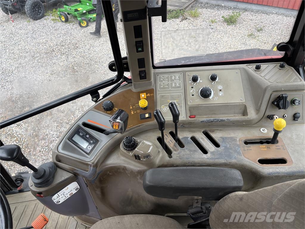 Case IH MAXXUM MXM120 Tractoare