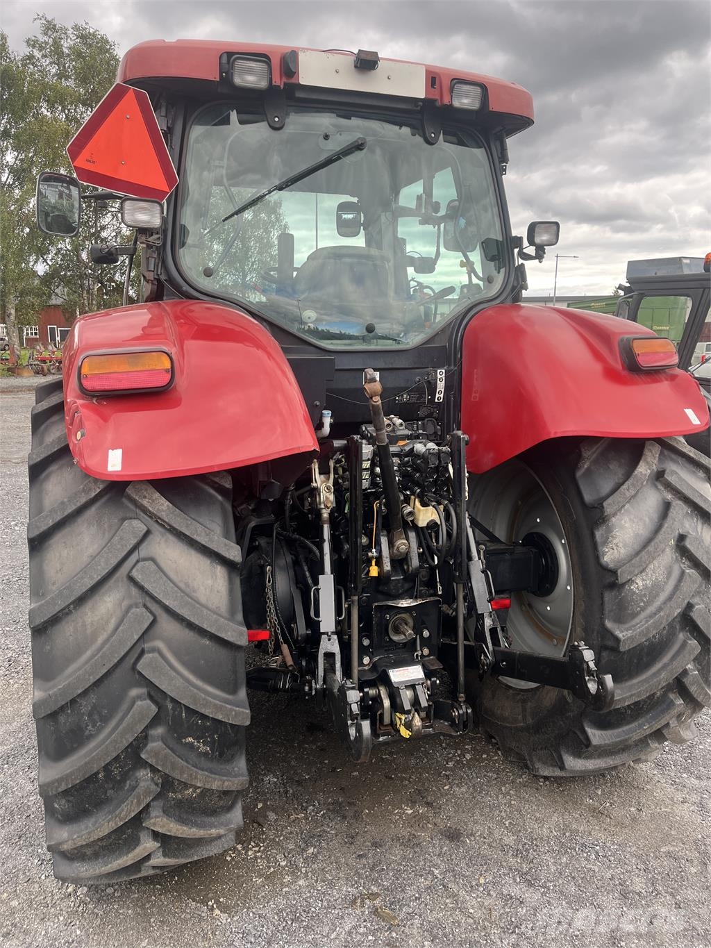 Case IH PUMA 155 COMFORT Traktory