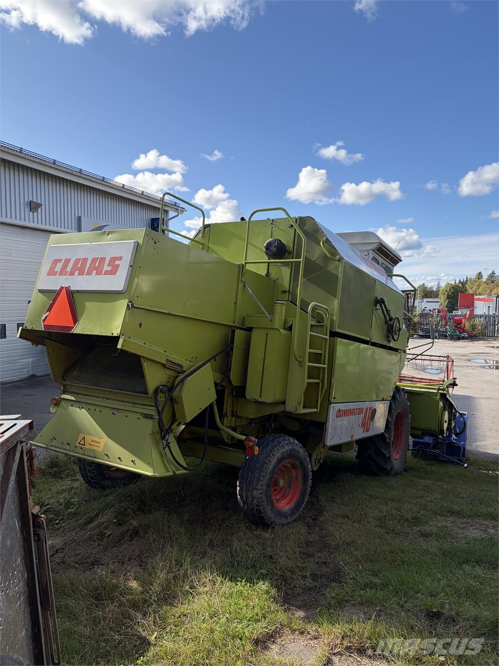 CLAAS Dominator 48 Kombajni