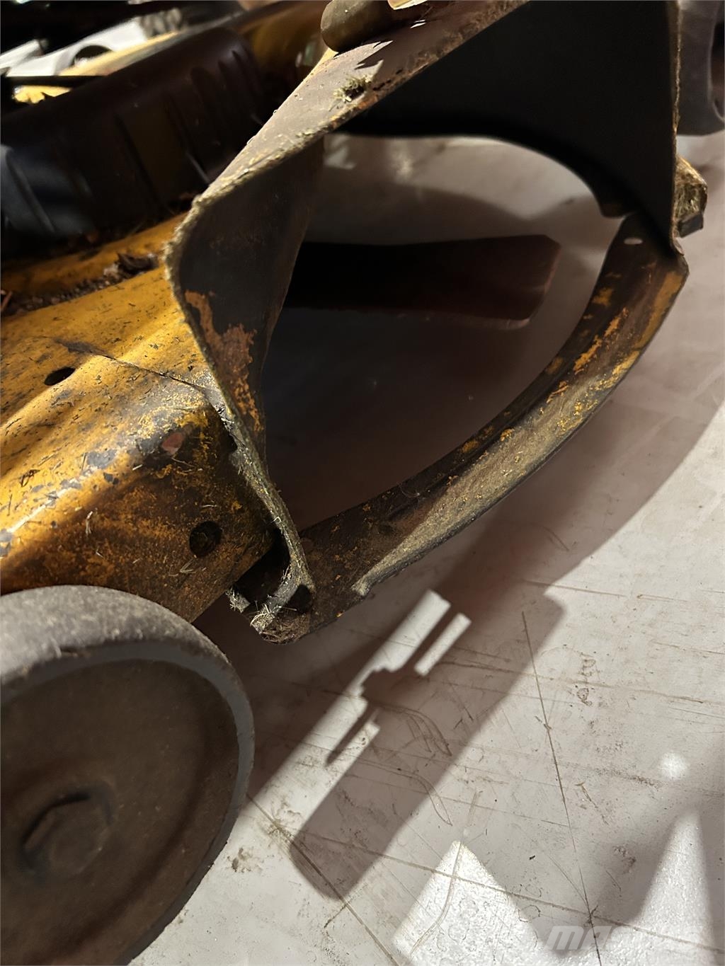 Cub Cadet 1517 ROTORMASKIN Nega okolice - drugo