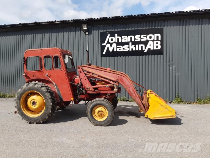 David Brown 850 LASTARE SKOPA Traktory