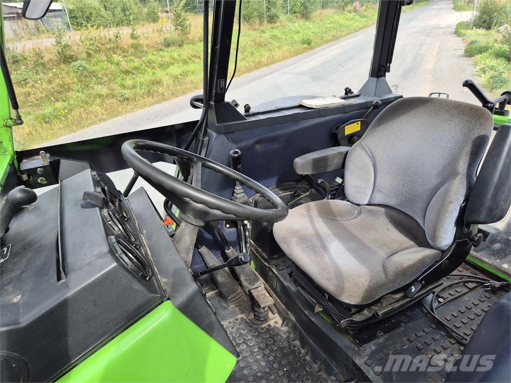Deutz-Fahr DX 4.70 Traktorid