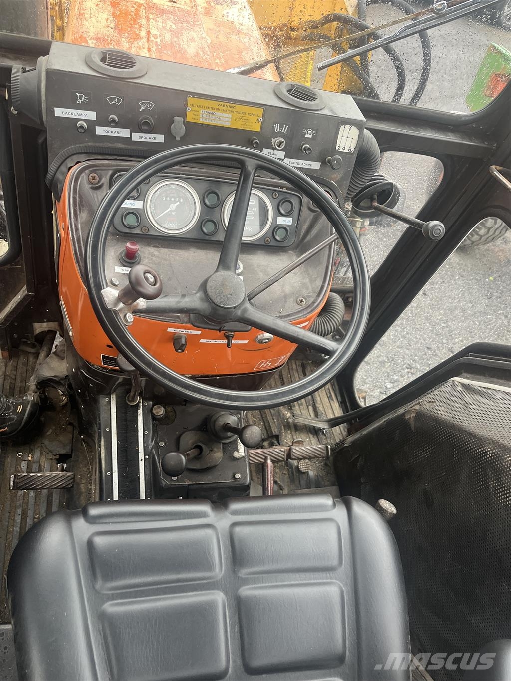 Fiat 640 DT M TRIMA 1100 الجرارات