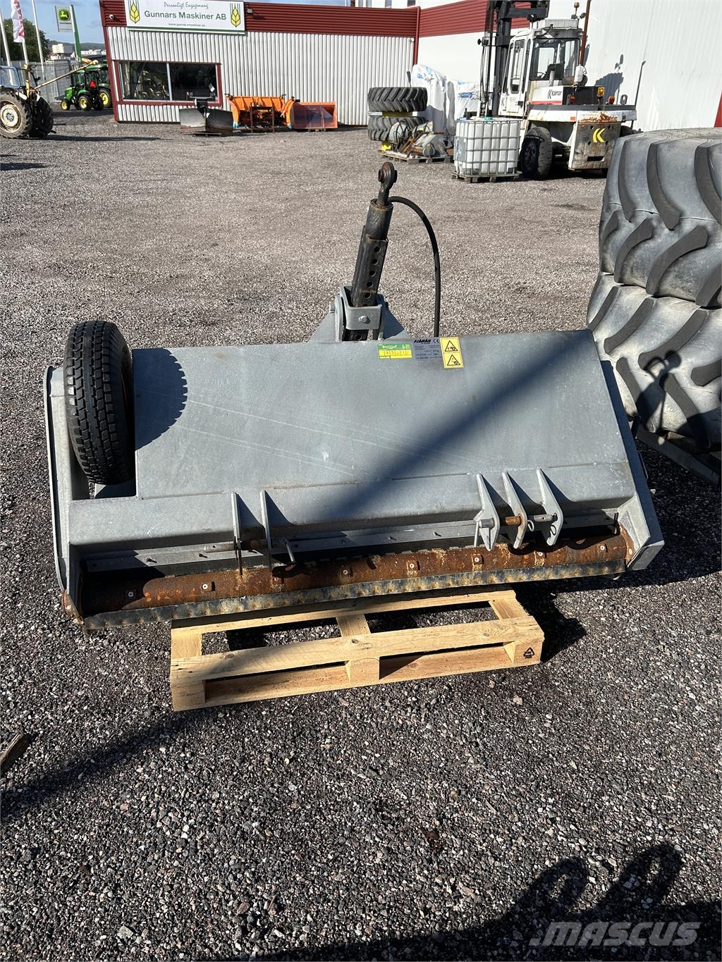 Fjärås 850/1800 SANDSPRIDARE Hiekan- ja suolanlevittimet