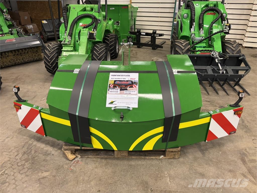 Fliegl Frontvikt Fliegl med belysning Otros accesorios para tractores