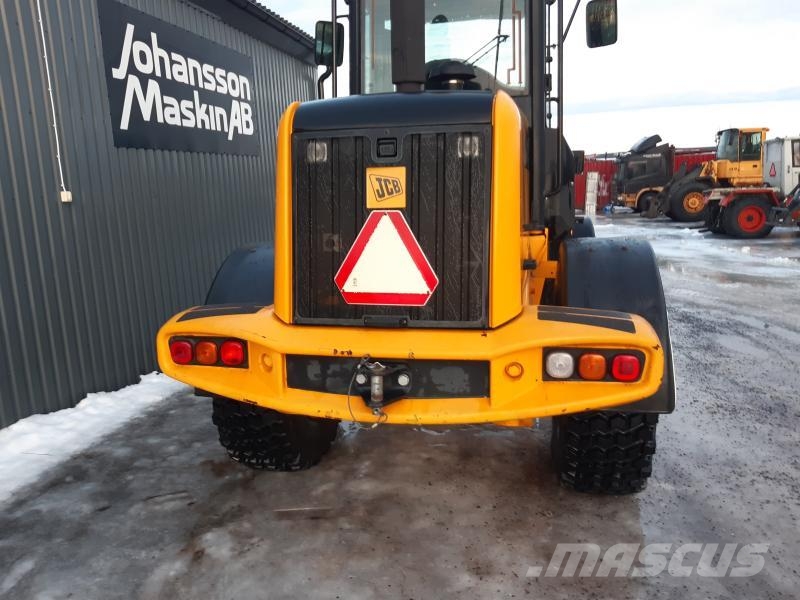 JCB 411 HT STORA BM 轮式装载机
