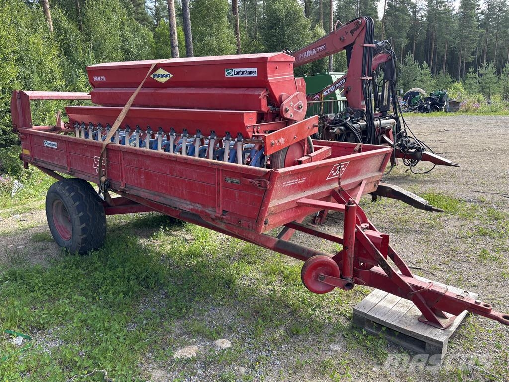 JF AV 40 Gödselvagn ماكينات وملحقات البذر الأخرى