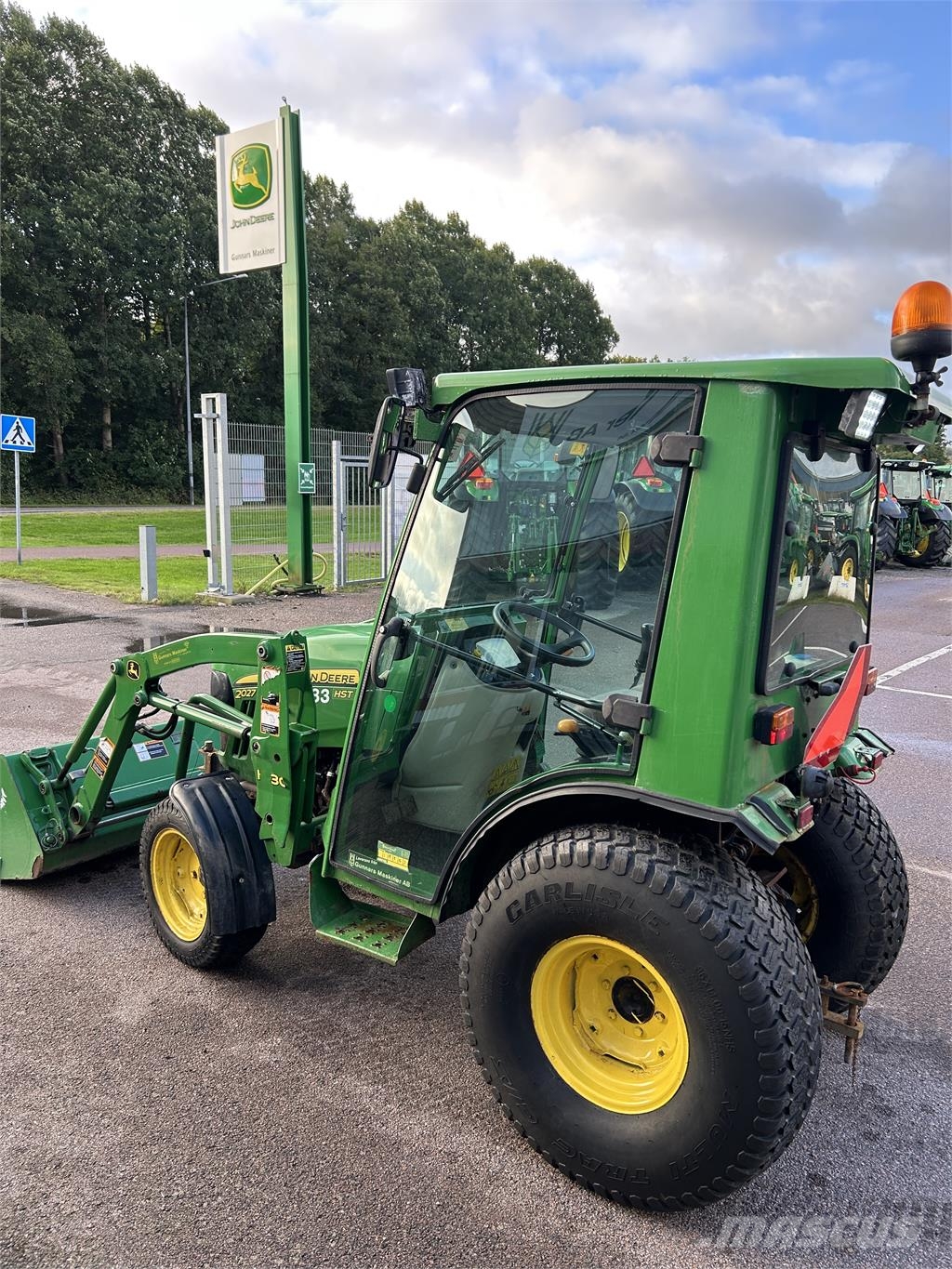 John Deere 2027R KOMPAKTTRAKTOR Manji traktori