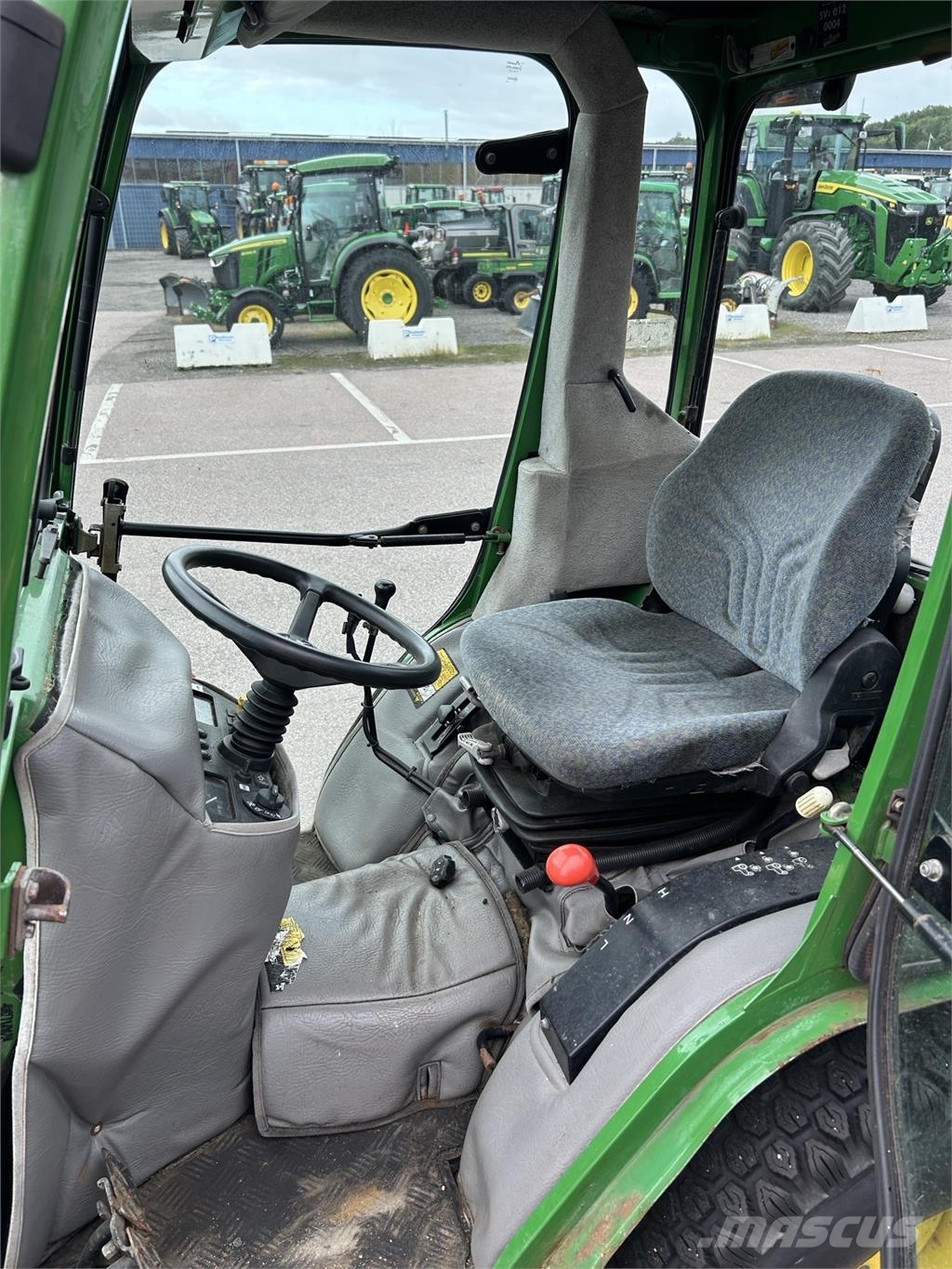 John Deere 4100 KOMPAKTTRAKTOR Compact tractors