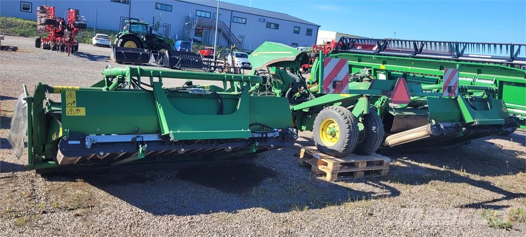 John Deere 488TWIN SLÅTTERKROSS BUTTERFLY جزازات مكيفات