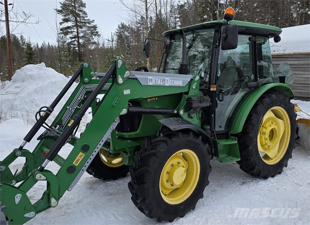 John Deere 5075E Traktoren