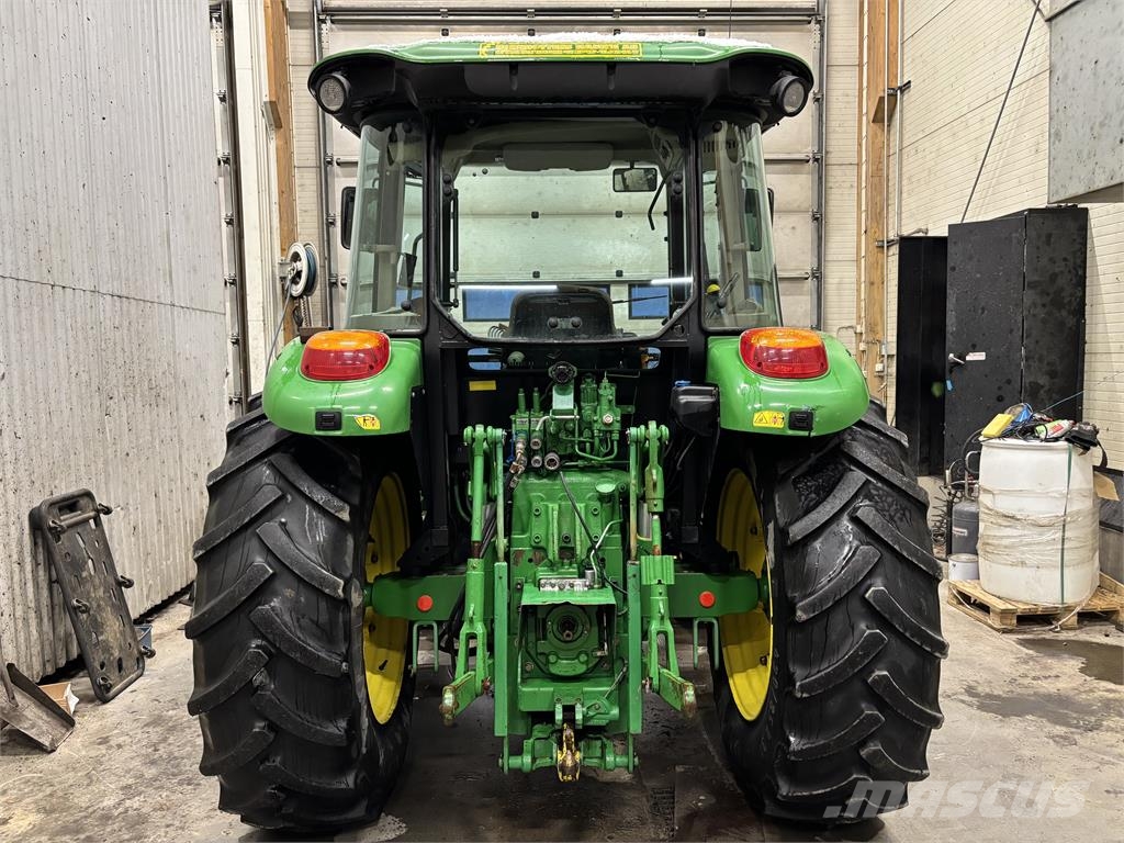 John Deere 5100R 트랙터