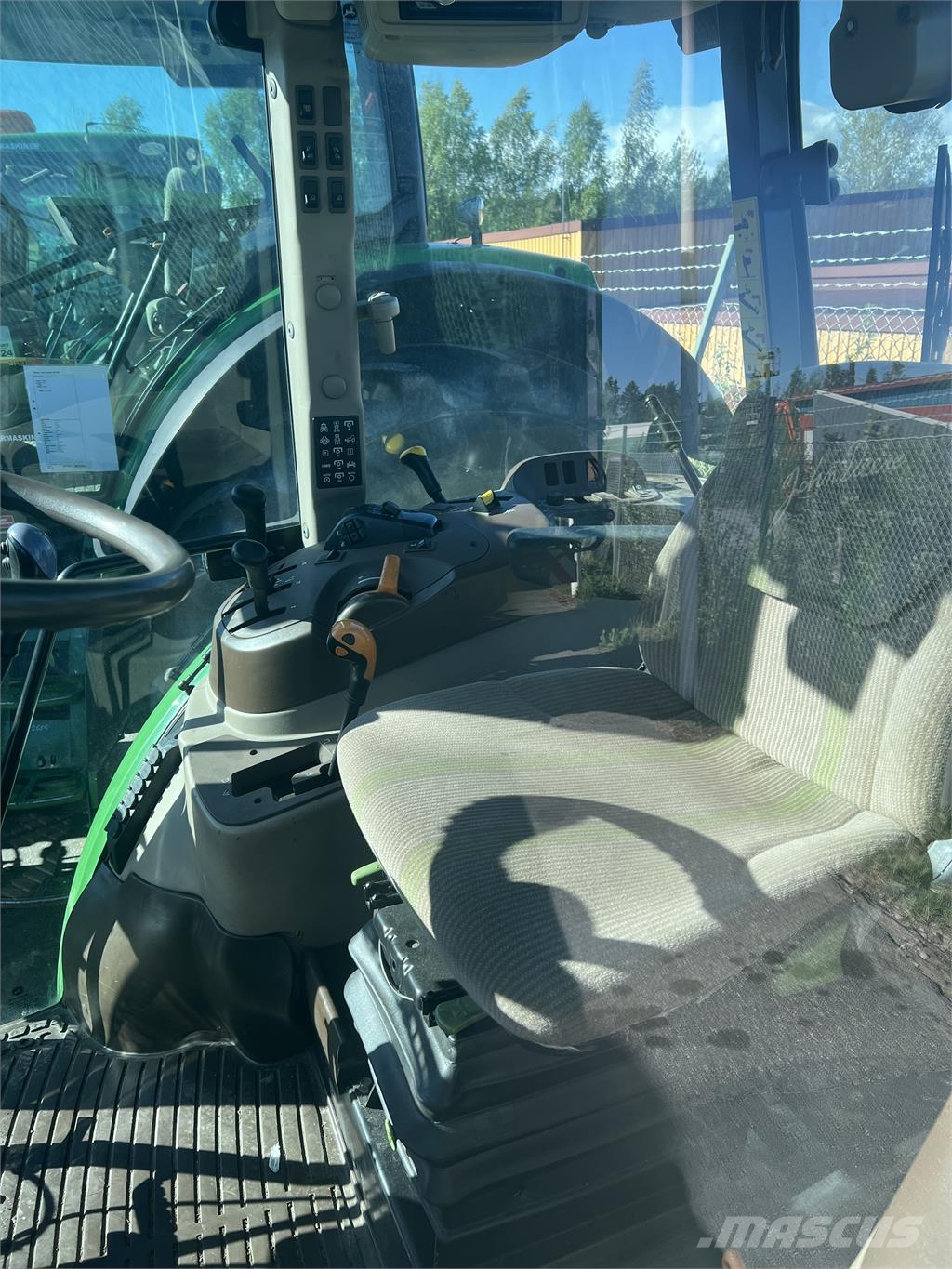 John Deere 5820 Traktorit