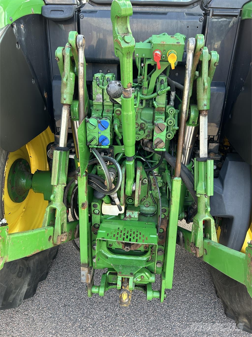 John Deere 6090M AP TRAKTOR STEPNOSE Traktorok