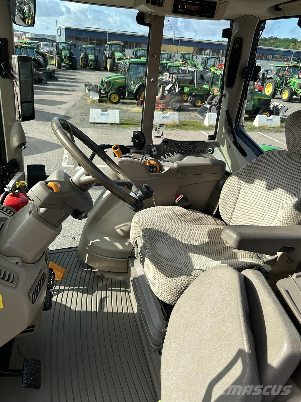 John Deere 6090M AP TRAKTOR STEPNOSE Traktorok