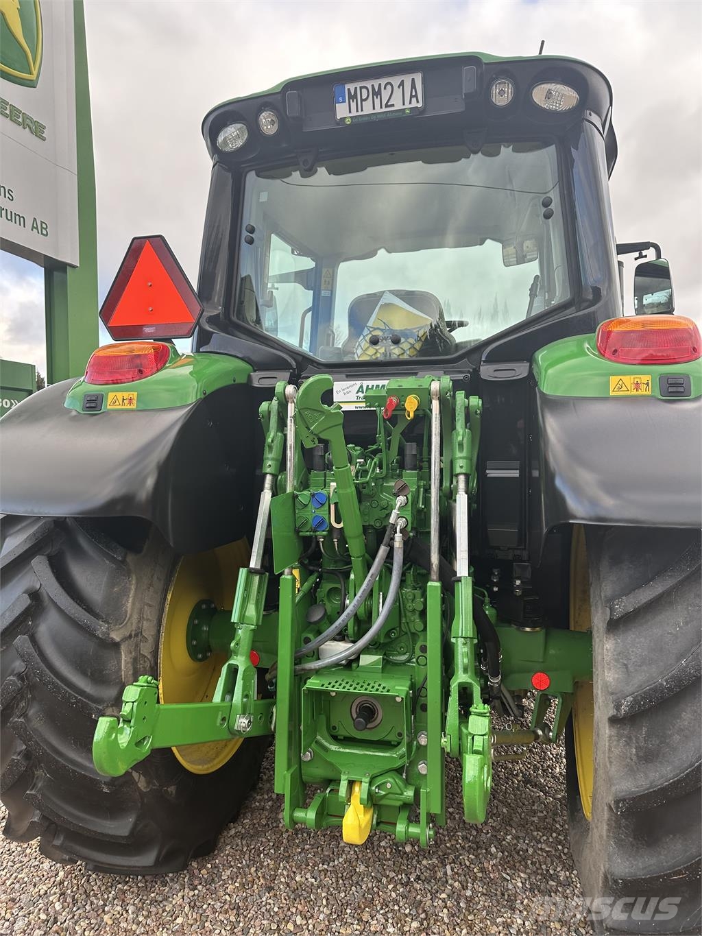 John Deere 6090M m JD 623R LASTARE الجرارات