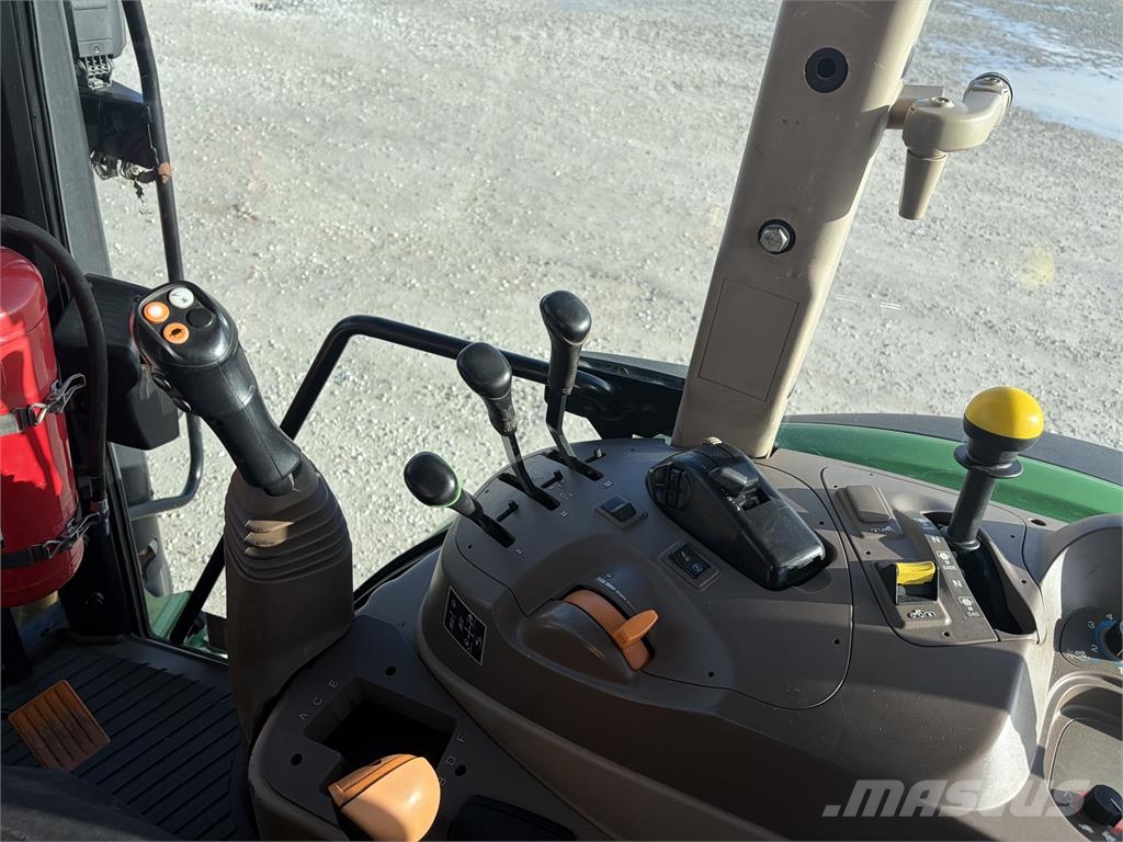 John Deere 6100 MC Traktorer