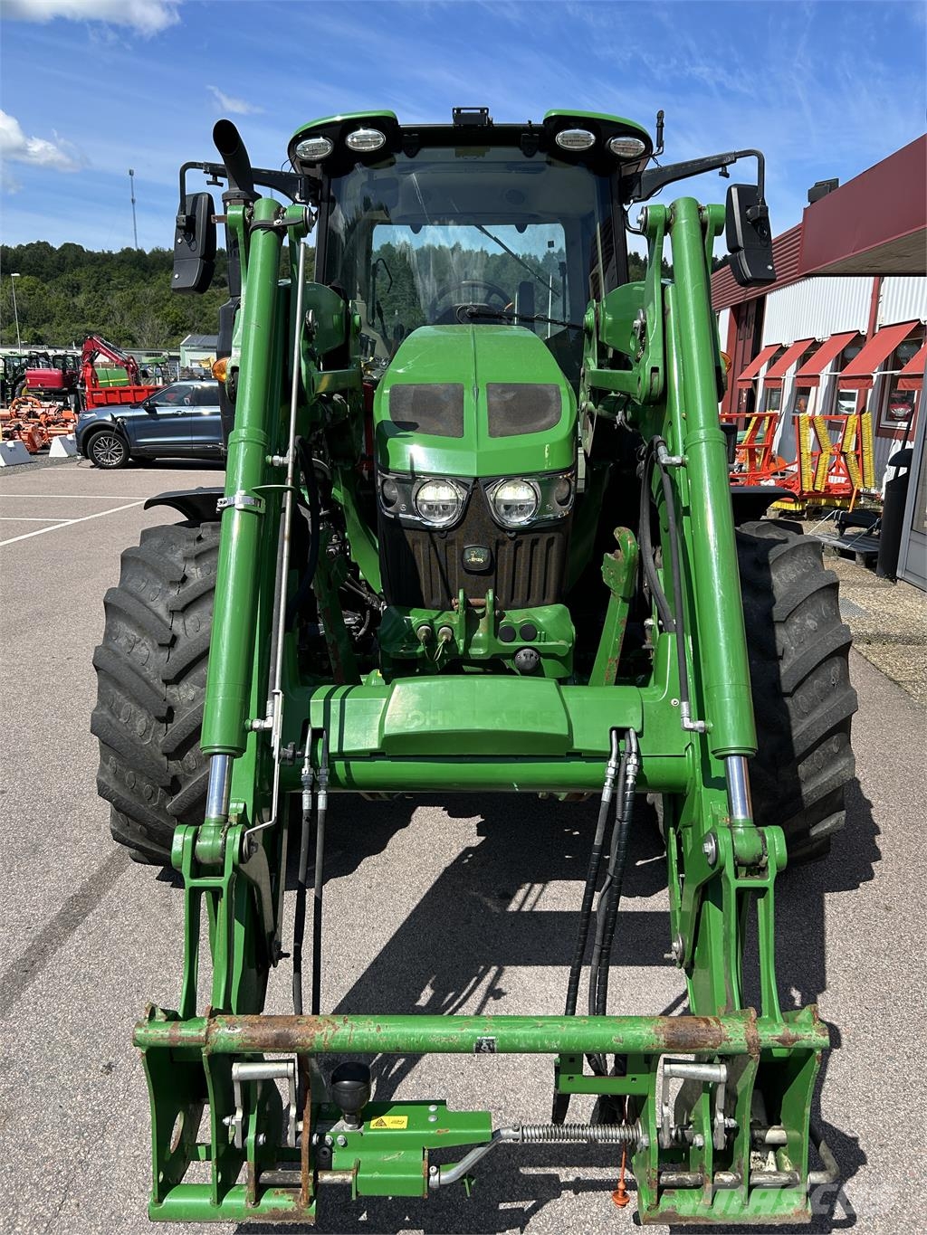 John Deere 6120M TRAKTOR STEPNOSE AQ+ ECO الجرارات