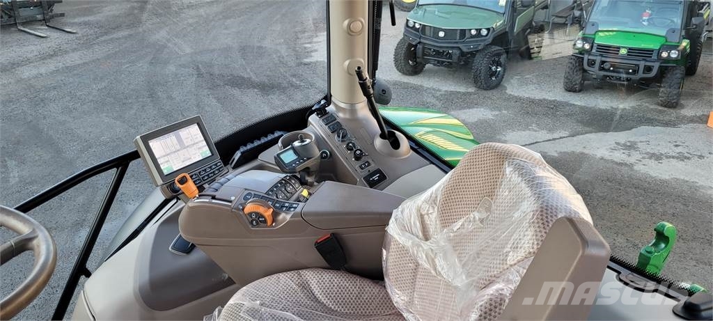 John Deere 6130R AP TRAKTOR FR.LYFT Tractoren