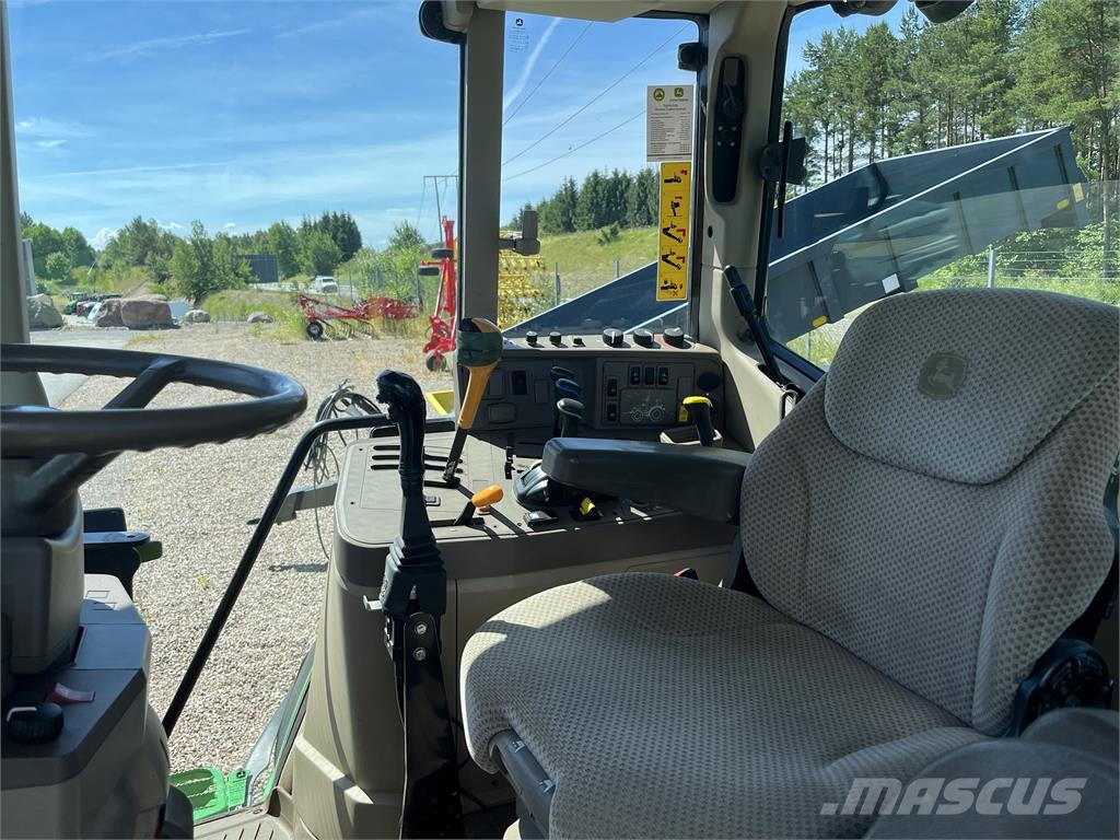 John Deere 6150M الجرارات