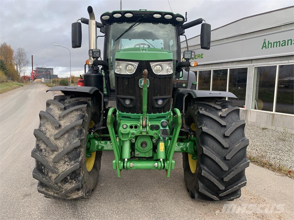 John Deere 6215R Tratores Agrícolas usados