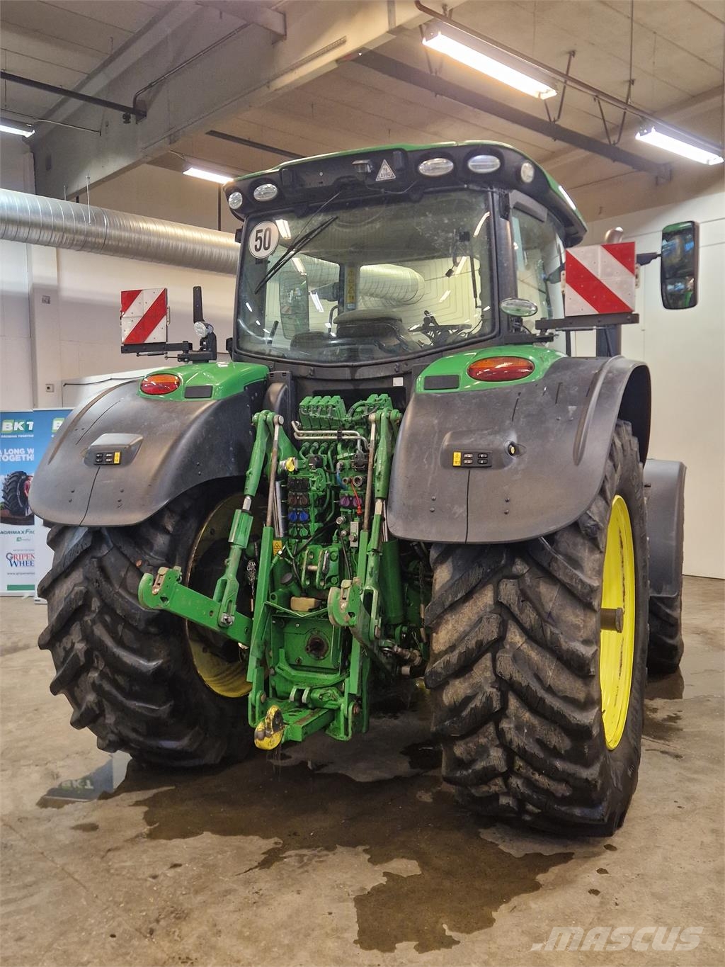 John Deere 6215R Tratores Agrícolas usados