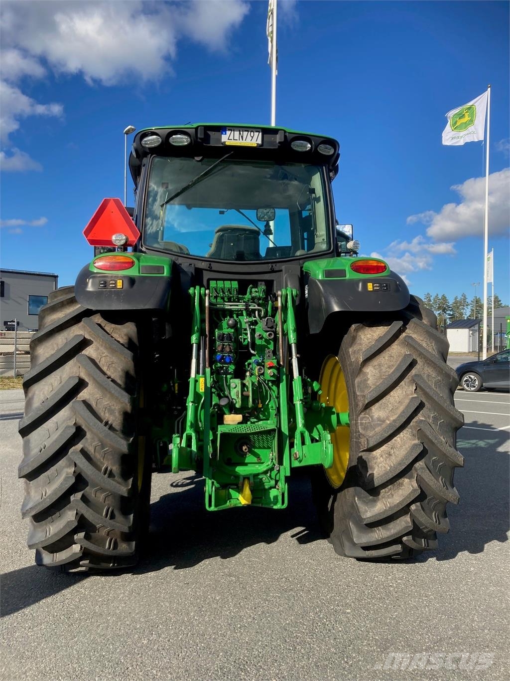 John Deere 6215R Tratores Agrícolas usados